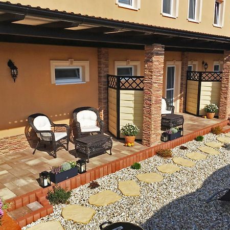 Apartmány Kord Lednice Exterior foto